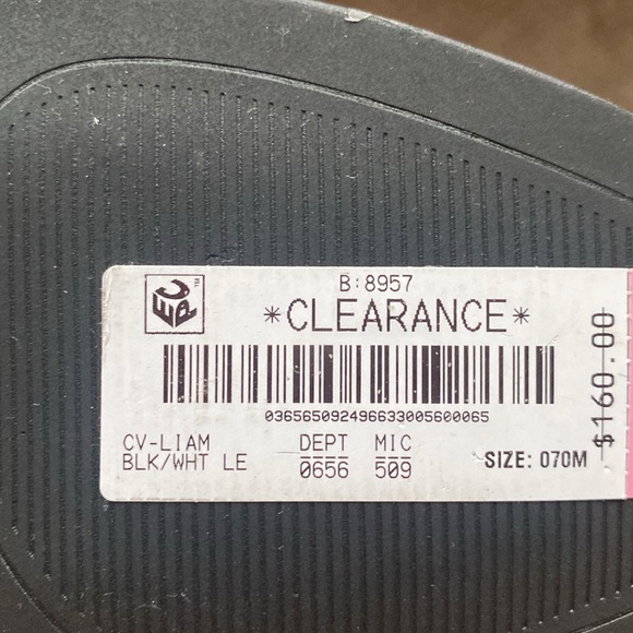 Black & red cowgirl boots - Picture 7 of 7